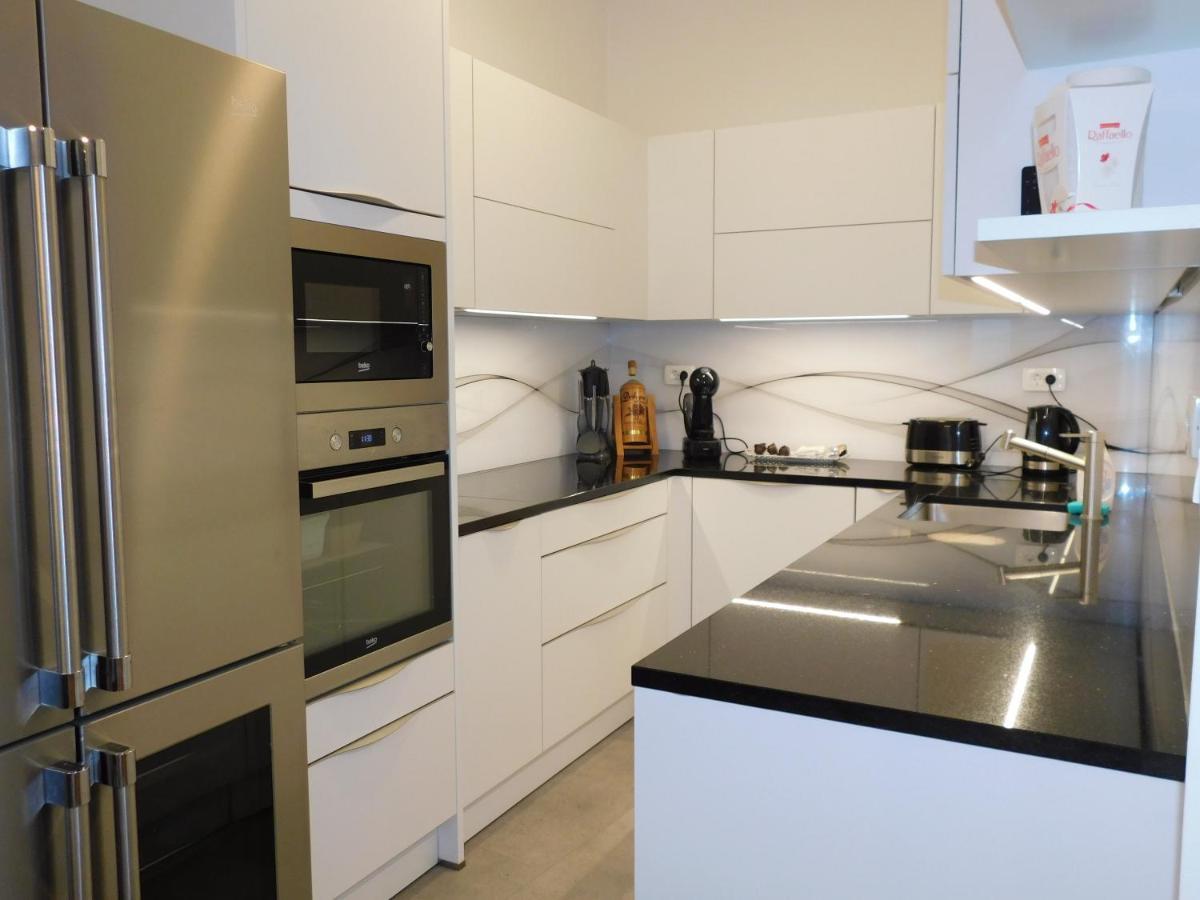 Modern Apartment Hrenova Street Ljubljana Exterior foto