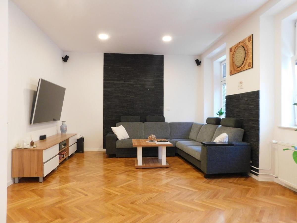 Modern Apartment Hrenova Street Ljubljana Exterior foto